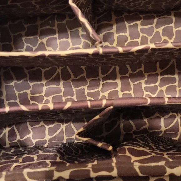 Brown Giraffe Print Craft Organizing Bag - Picture 9 of 13